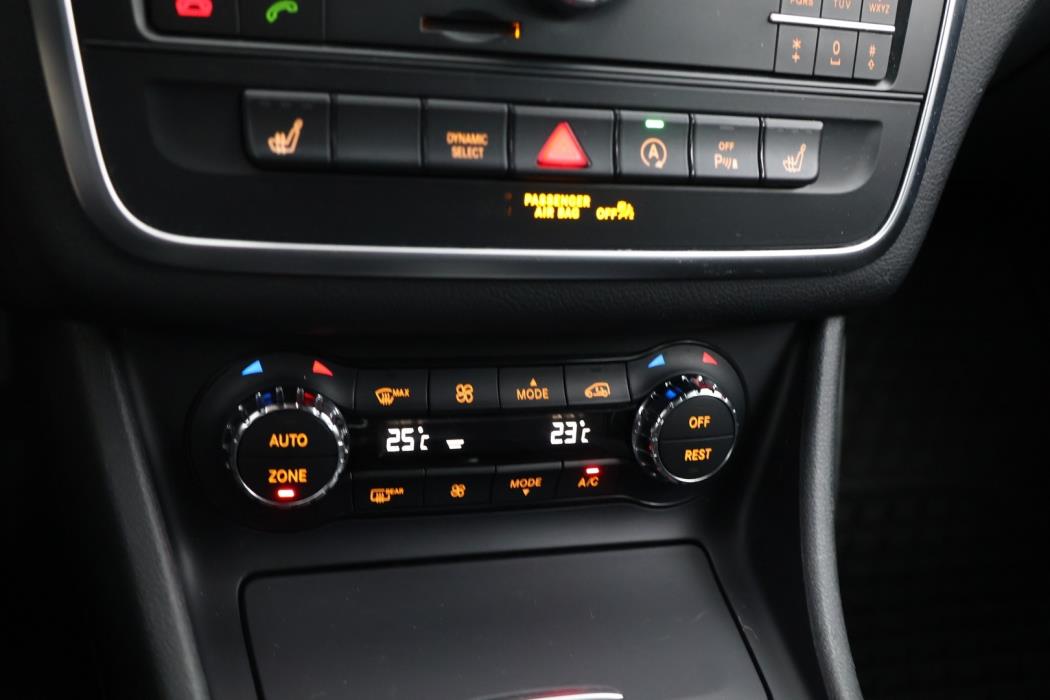 MERCEDES-BENZ CLA 2016