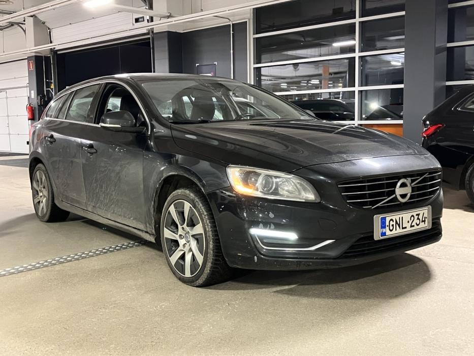 VOLVO V60 2014