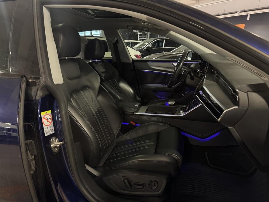 AUDI A7 2021