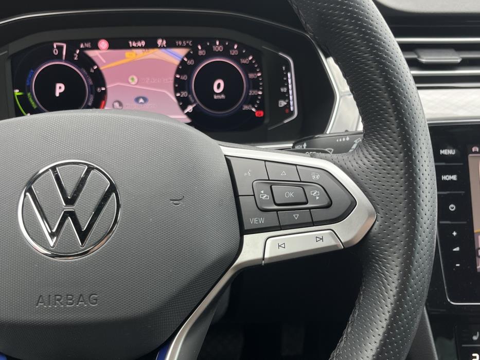 VOLKSWAGEN Passat 2021