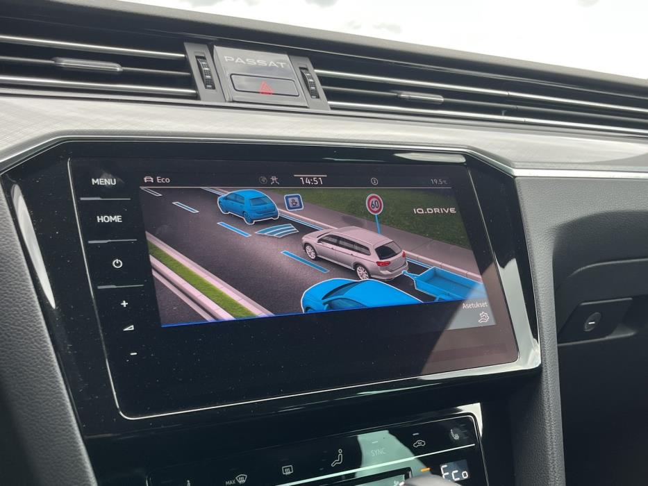VOLKSWAGEN Passat 2021
