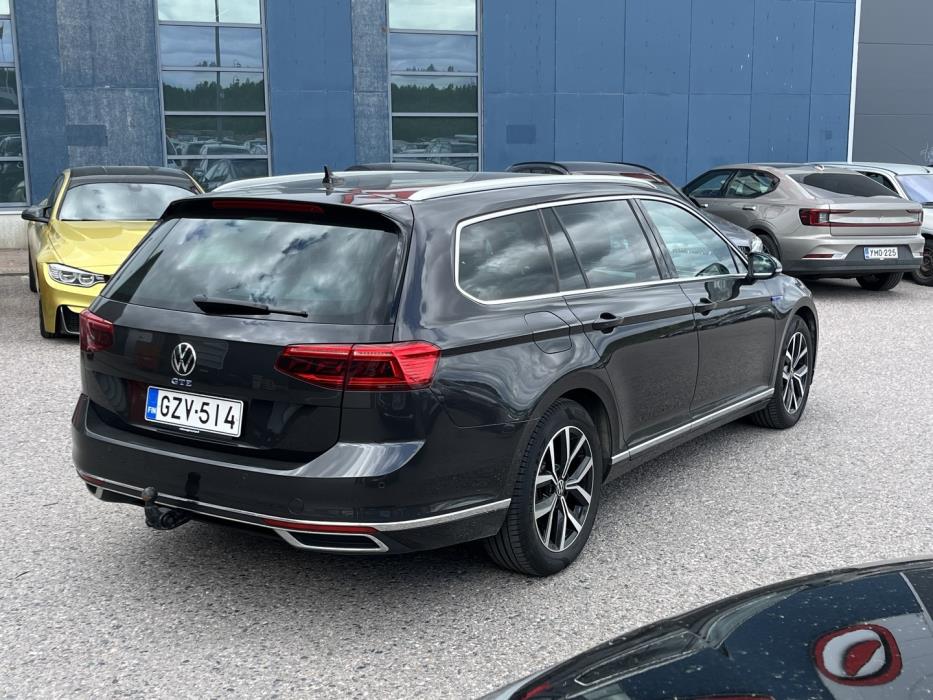 VOLKSWAGEN Passat 2021