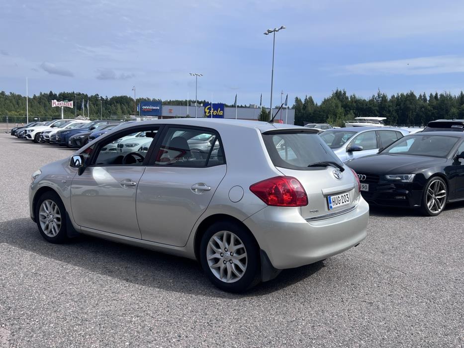 TOYOTA Auris 2007