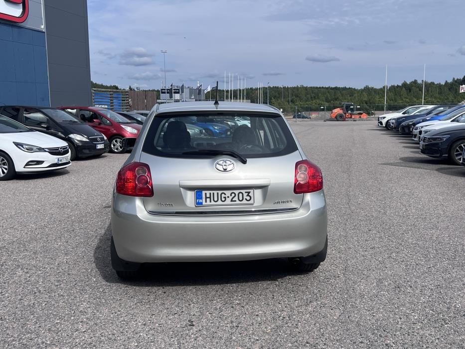 TOYOTA Auris 2007