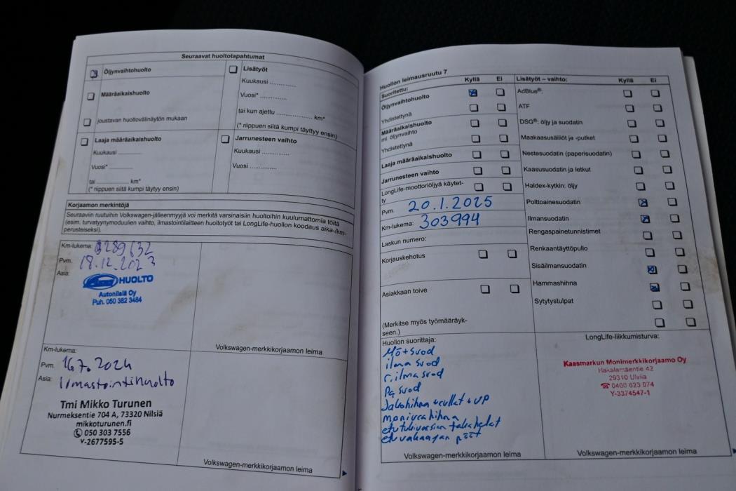 VOLKSWAGEN Passat 2011