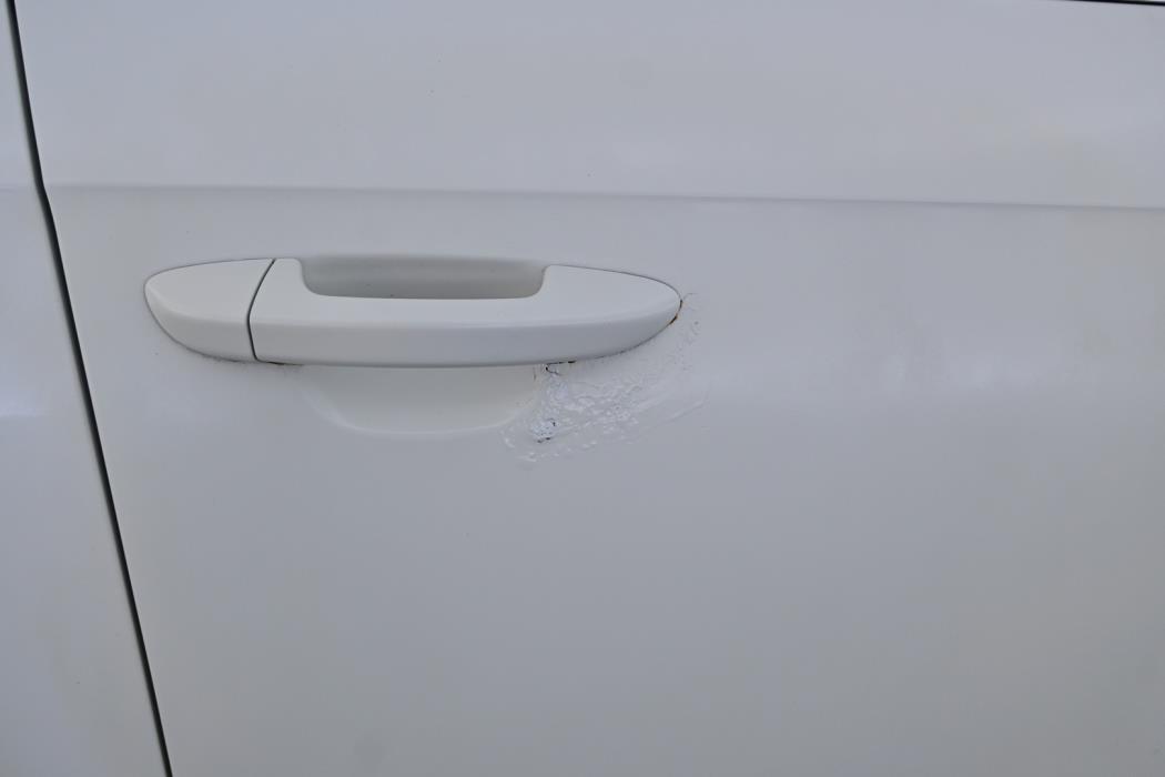 VOLKSWAGEN Passat 2011