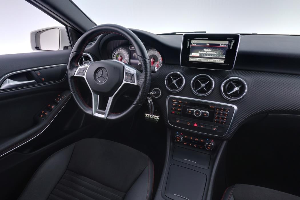 MERCEDES-BENZ A 2014