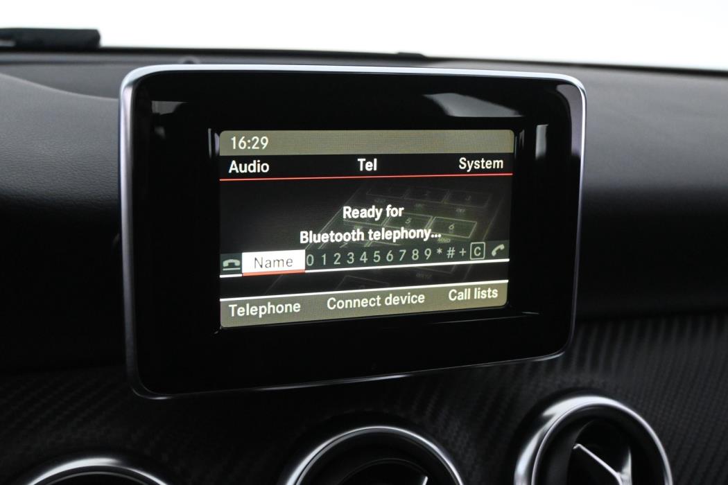 MERCEDES-BENZ A 2014