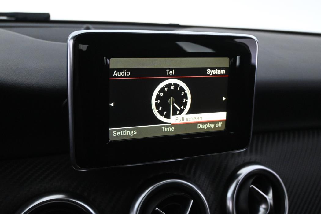 MERCEDES-BENZ A 2014
