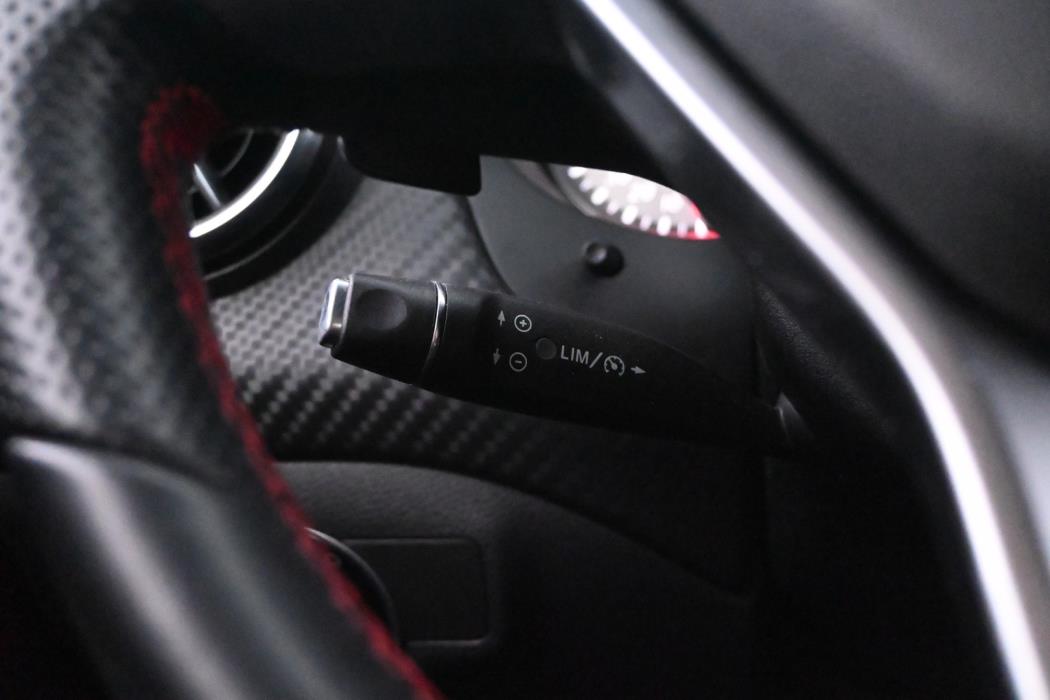 MERCEDES-BENZ A 2014