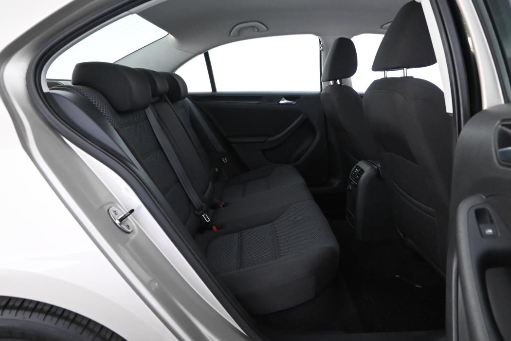 VOLKSWAGEN Jetta 2014