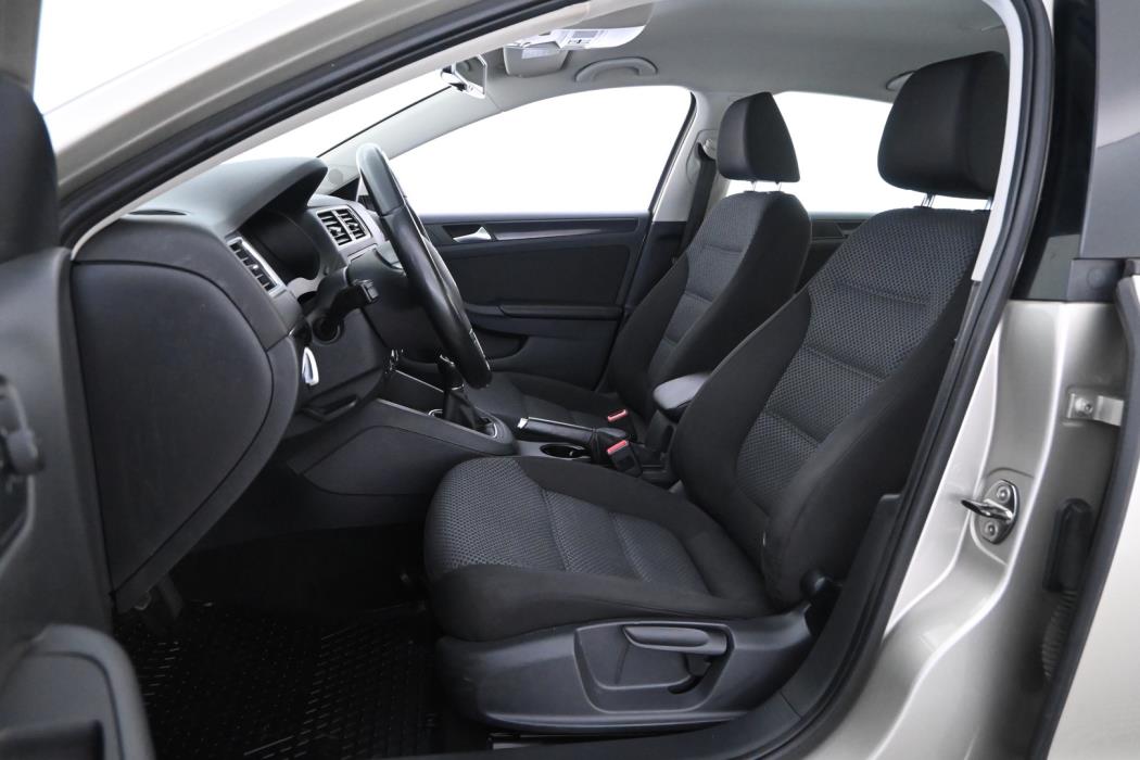 VOLKSWAGEN Jetta 2014