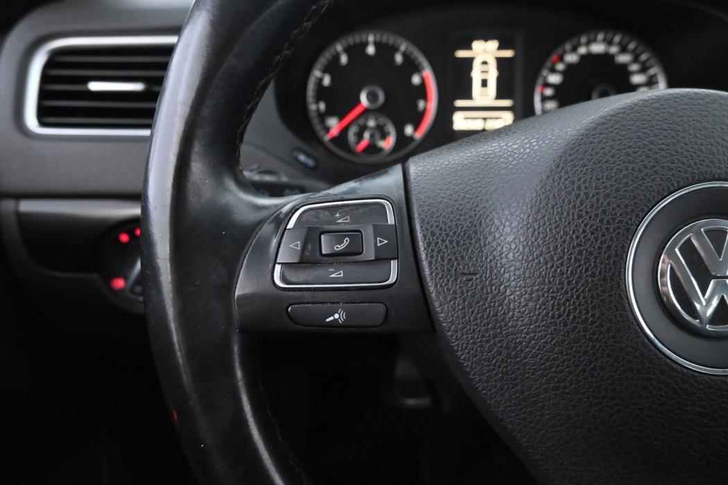 VOLKSWAGEN Jetta 2014