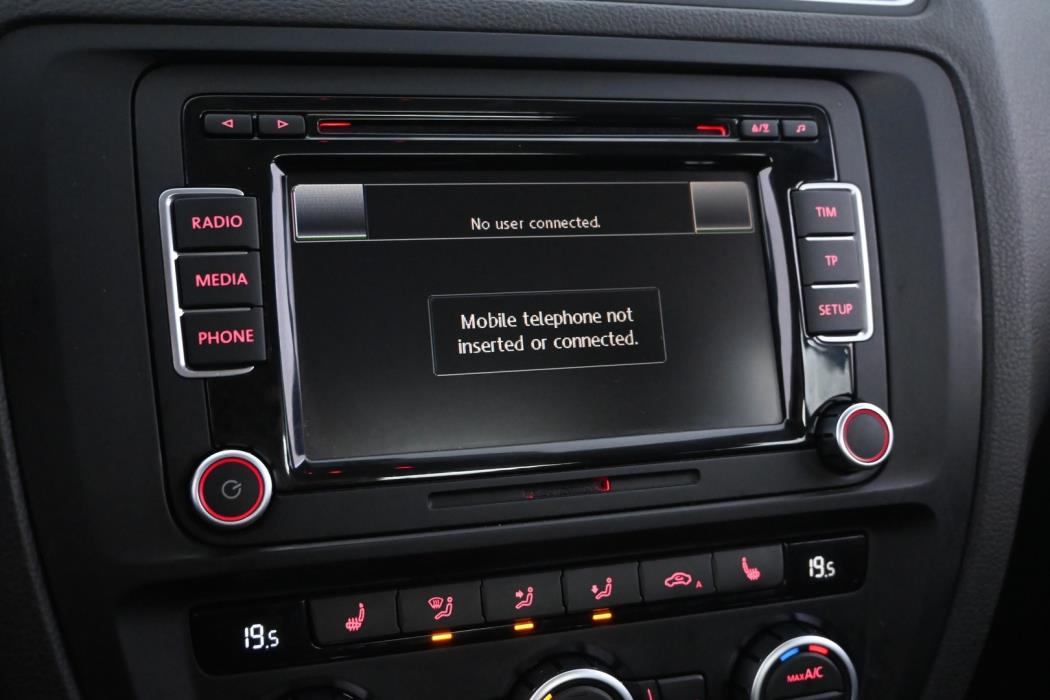 VOLKSWAGEN Jetta 2014