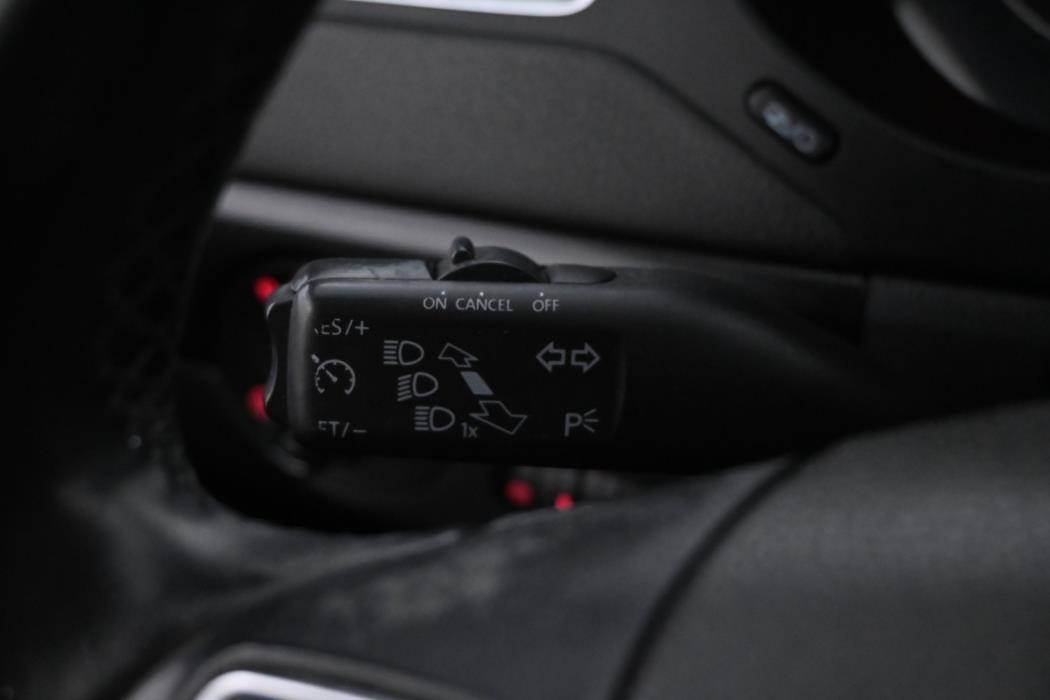 VOLKSWAGEN Jetta 2014