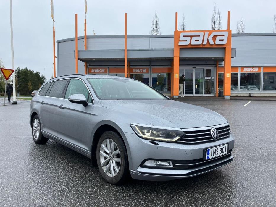VOLKSWAGEN Passat 2018