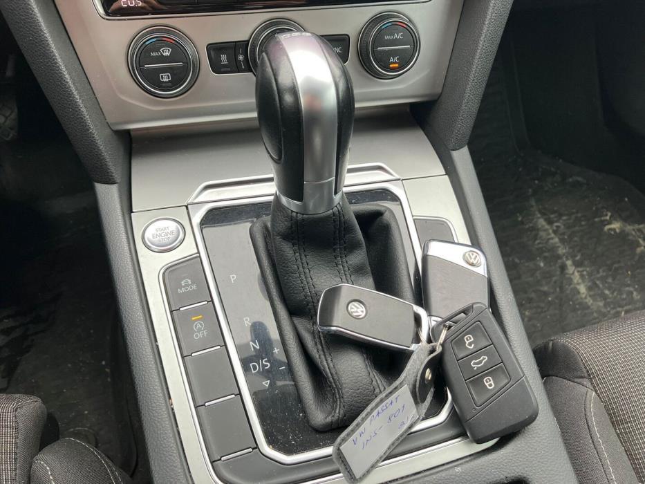 VOLKSWAGEN Passat 2018