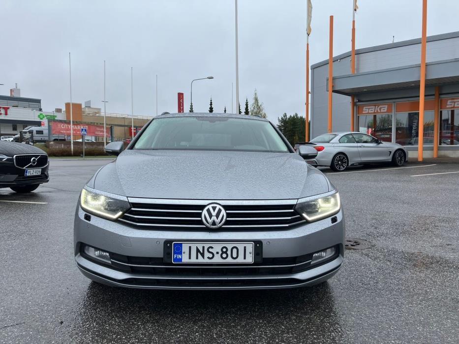 VOLKSWAGEN Passat 2018