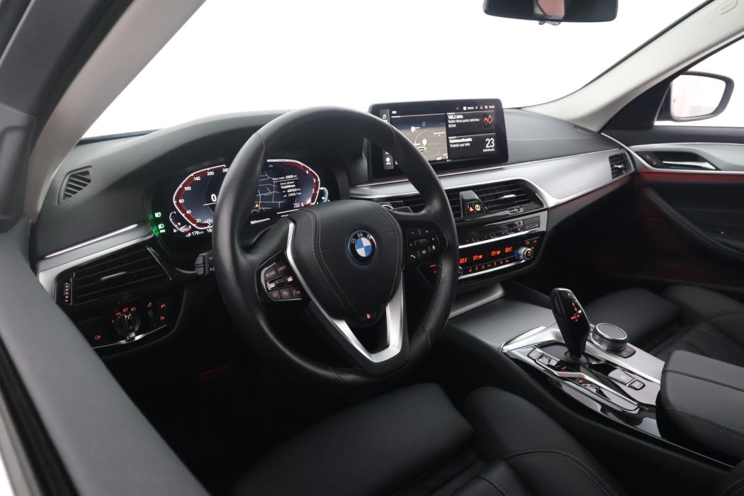 BMW 530 2022