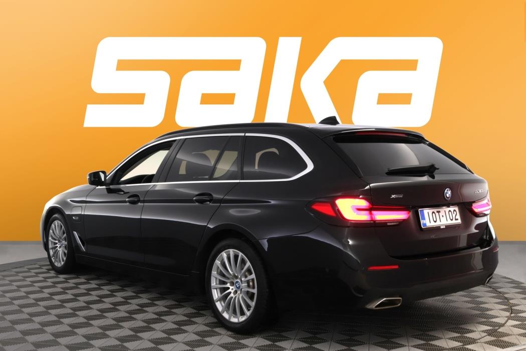 BMW 530 2022