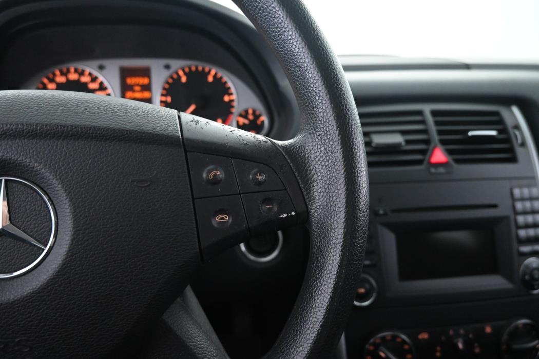 MERCEDES-BENZ B 2010