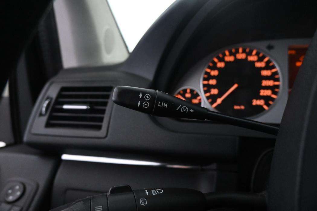 MERCEDES-BENZ B 2010