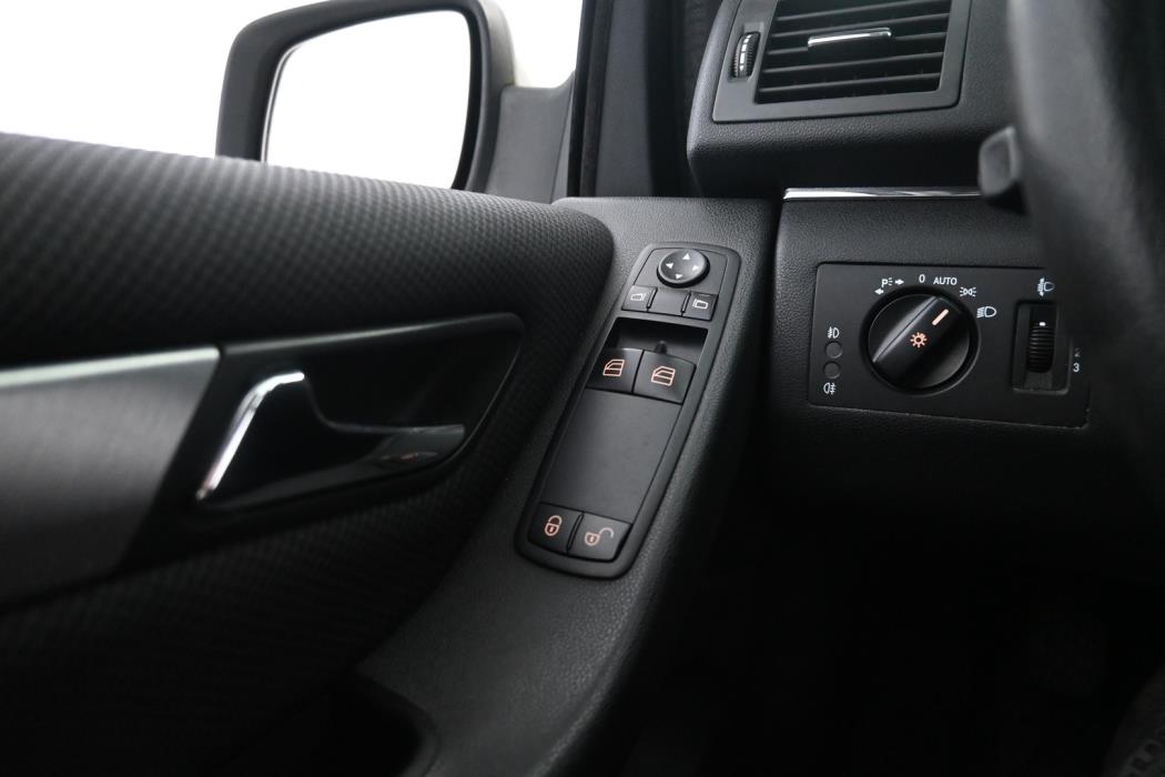 MERCEDES-BENZ B 2010