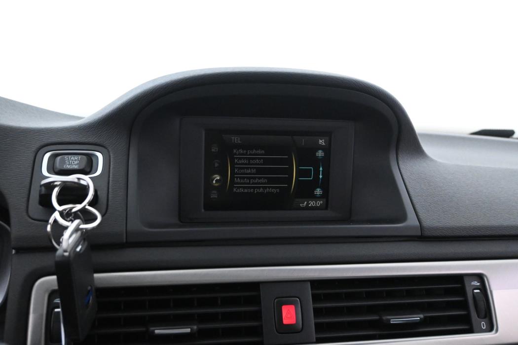 VOLVO V70 2014