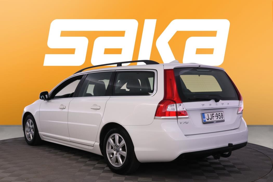 VOLVO V70 2014