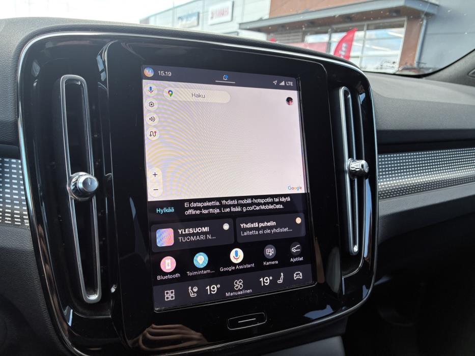VOLVO XC40 2021