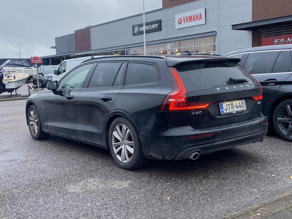 VOLVO V60 2019