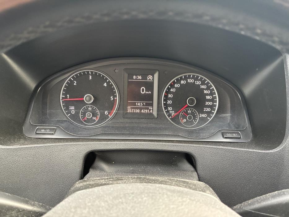 VOLKSWAGEN Caravelle 2014