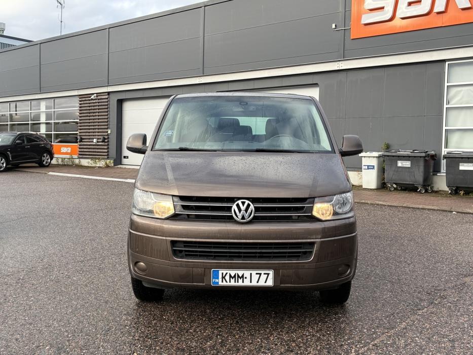 VOLKSWAGEN Caravelle 2014