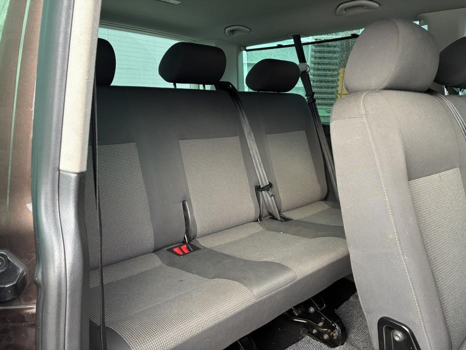 VOLKSWAGEN Caravelle 2014
