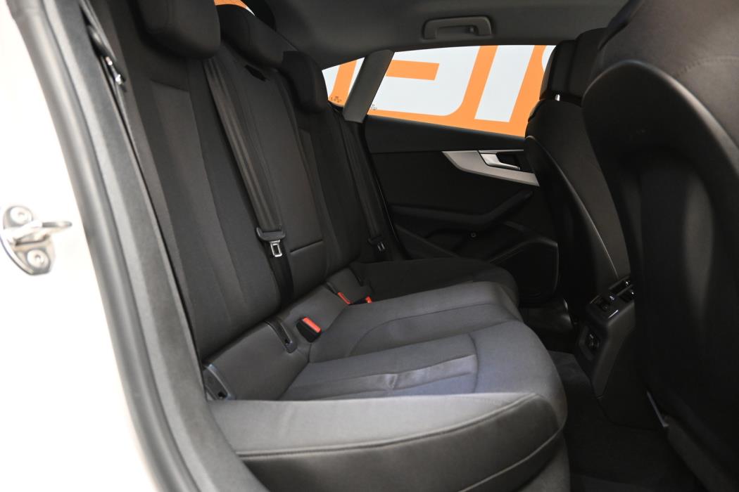 AUDI A5 2021