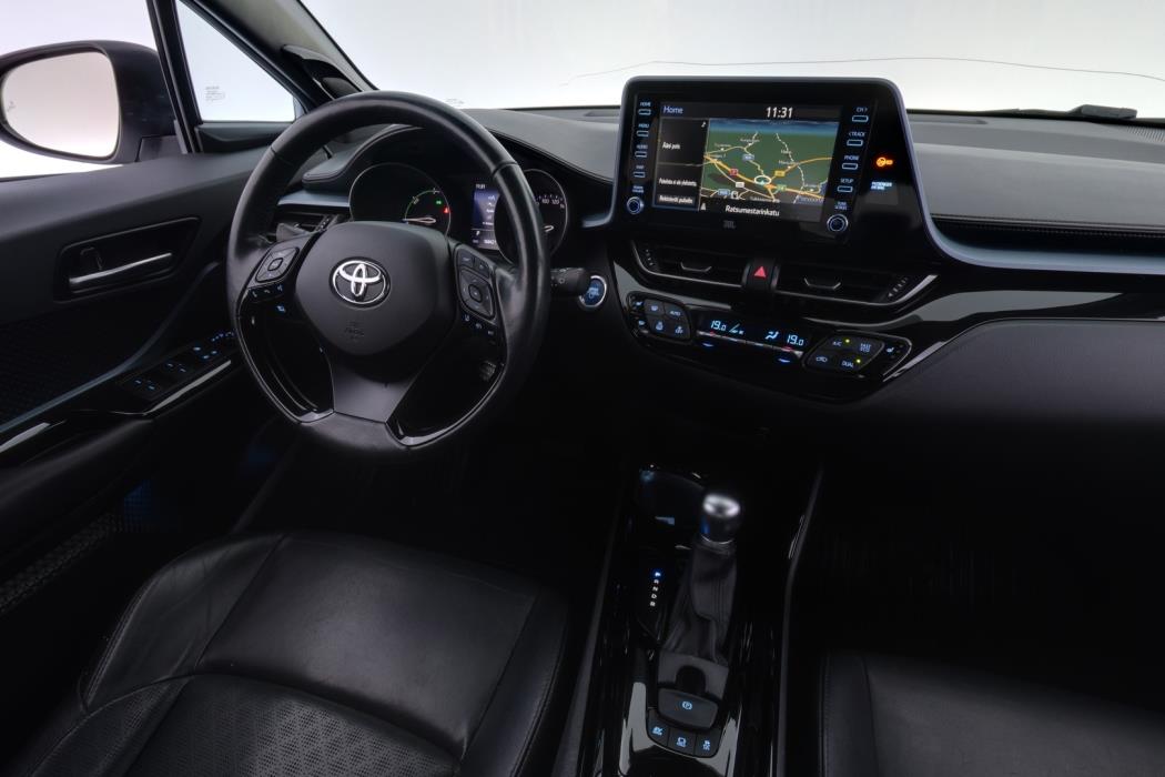 TOYOTA C-HR 2021