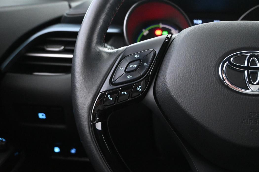 TOYOTA C-HR 2021