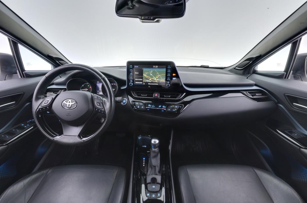 TOYOTA C-HR 2021