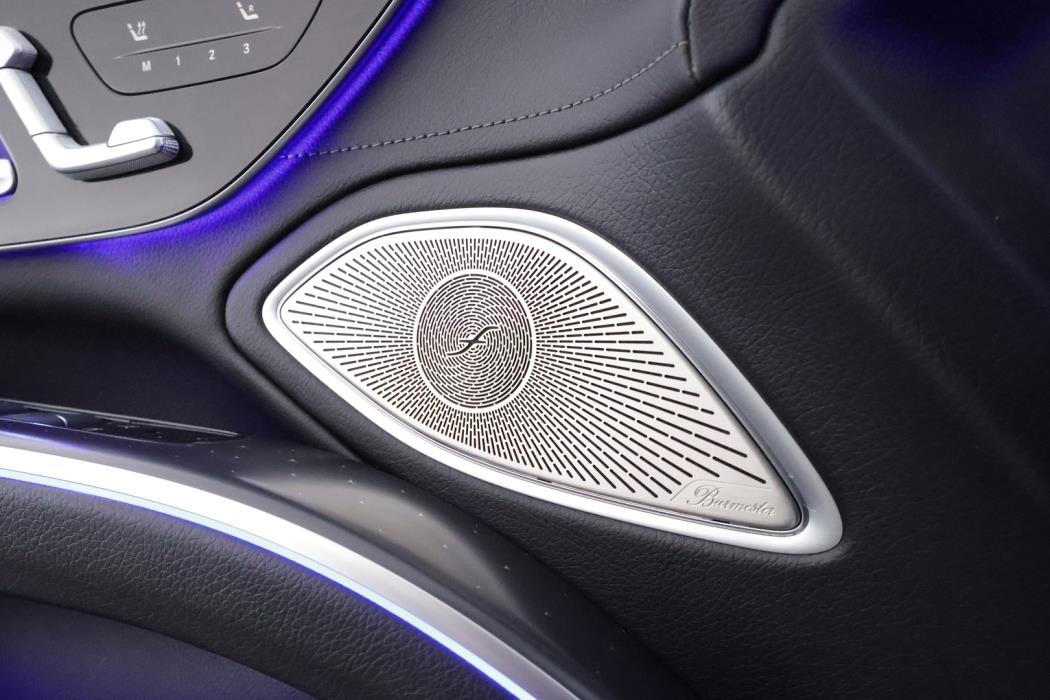 MERCEDES-BENZ EQS 2022