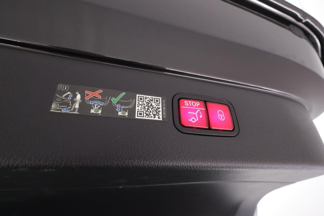 MERCEDES-BENZ EQS 2022