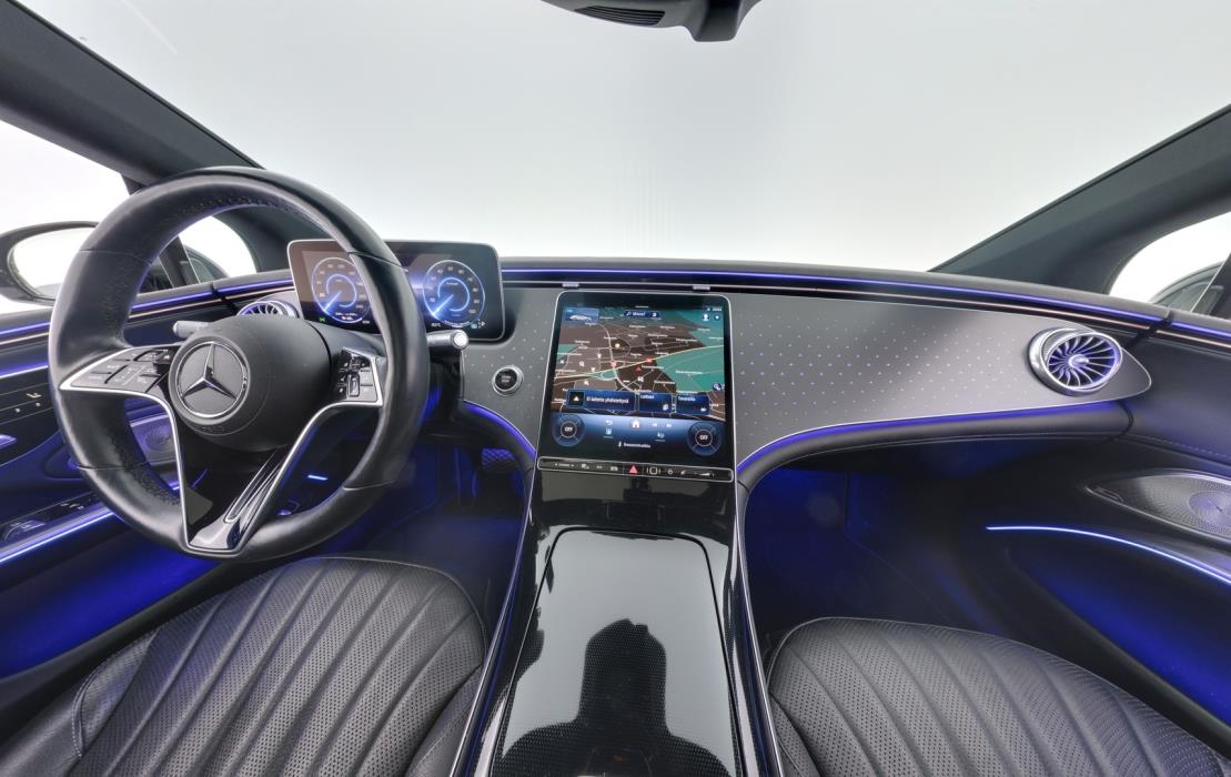 MERCEDES-BENZ EQS 2022