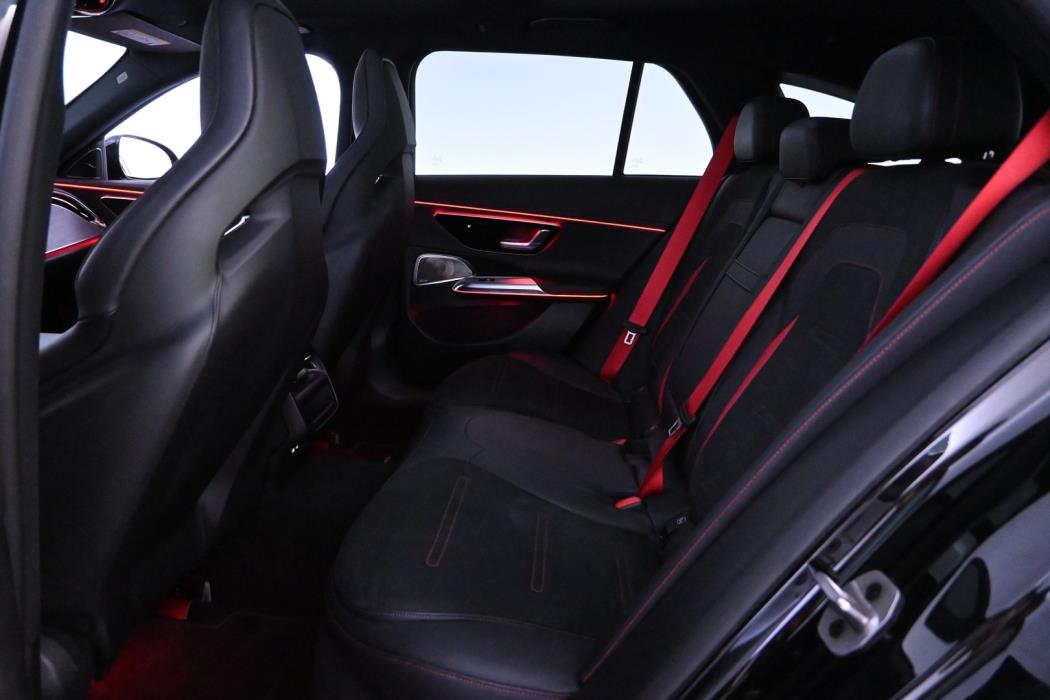 MERCEDES-BENZ E 53 AMG 2024