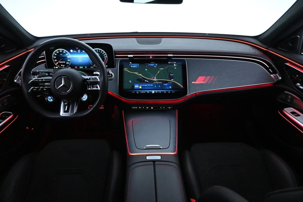 MERCEDES-BENZ E 53 AMG 2024