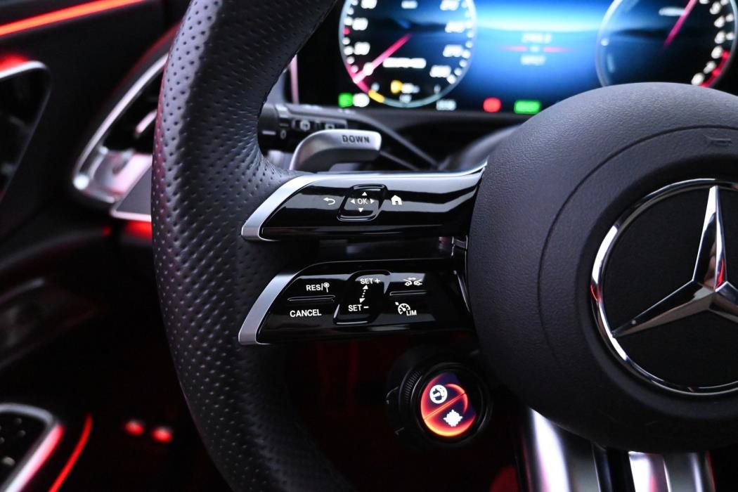 MERCEDES-BENZ E 53 AMG 2024