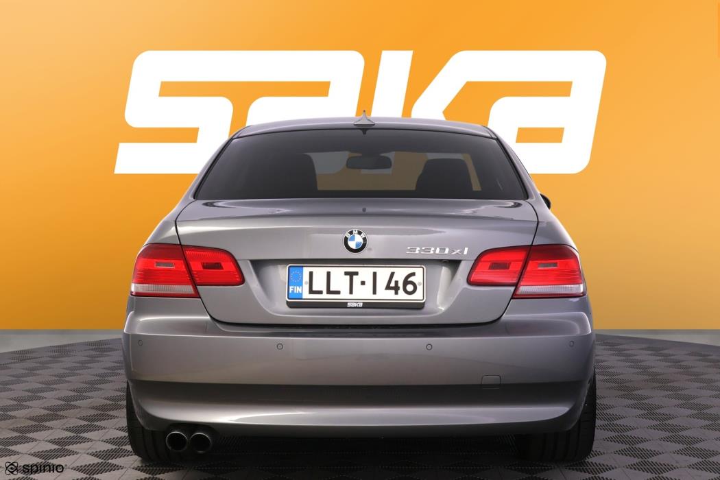 BMW 330 2007