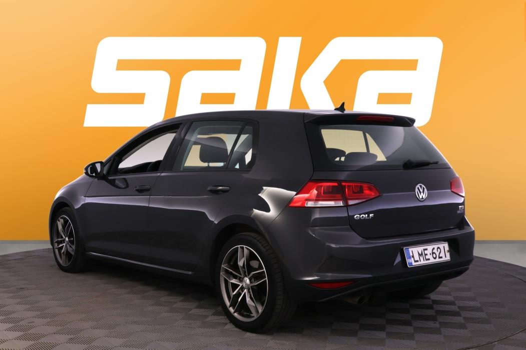 VOLKSWAGEN Golf 2014