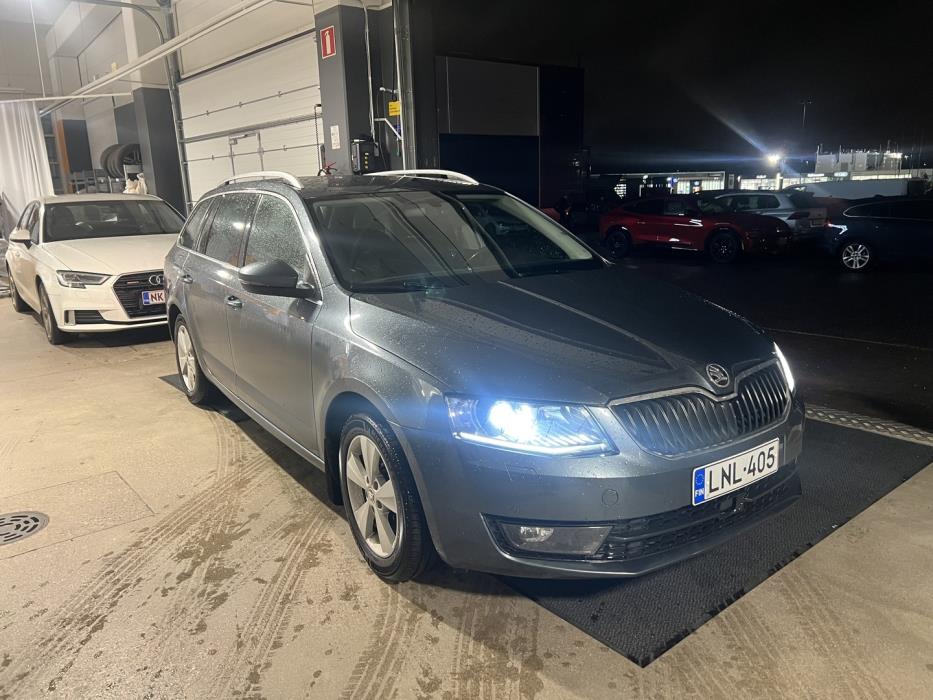 SKODA Octavia 2016