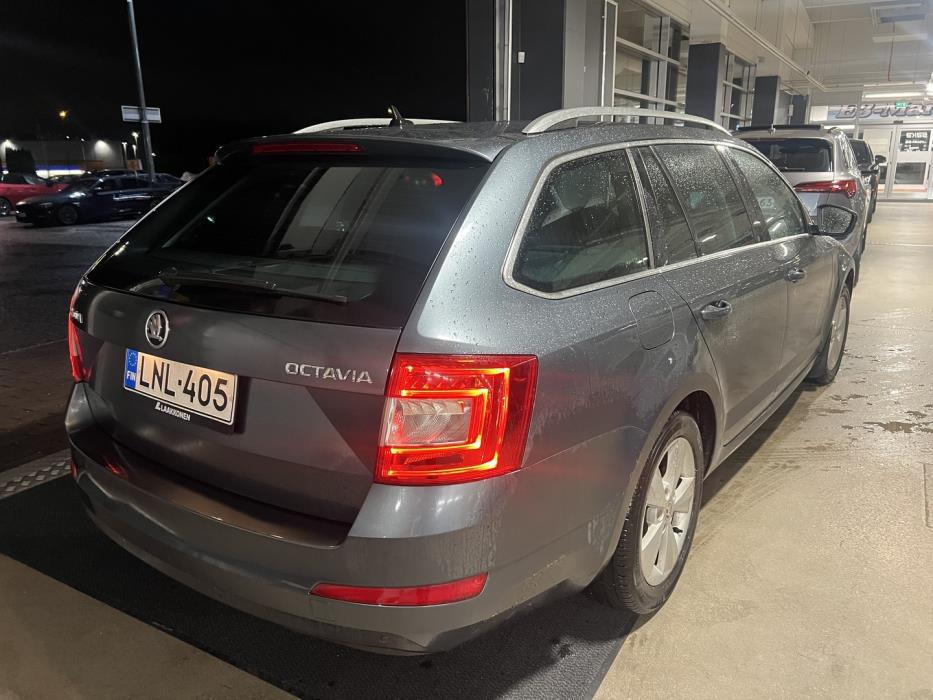 SKODA Octavia 2016