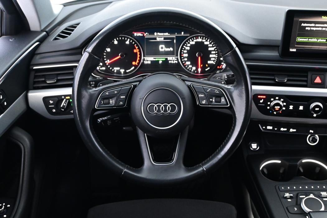 AUDI A4 2018