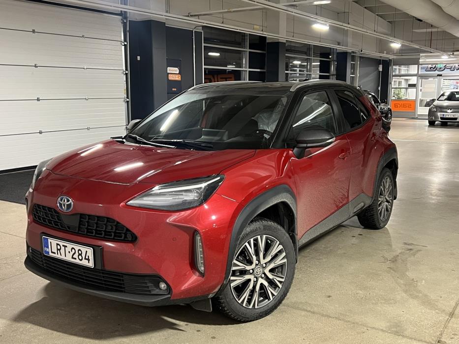 TOYOTA Yaris Cross 2023